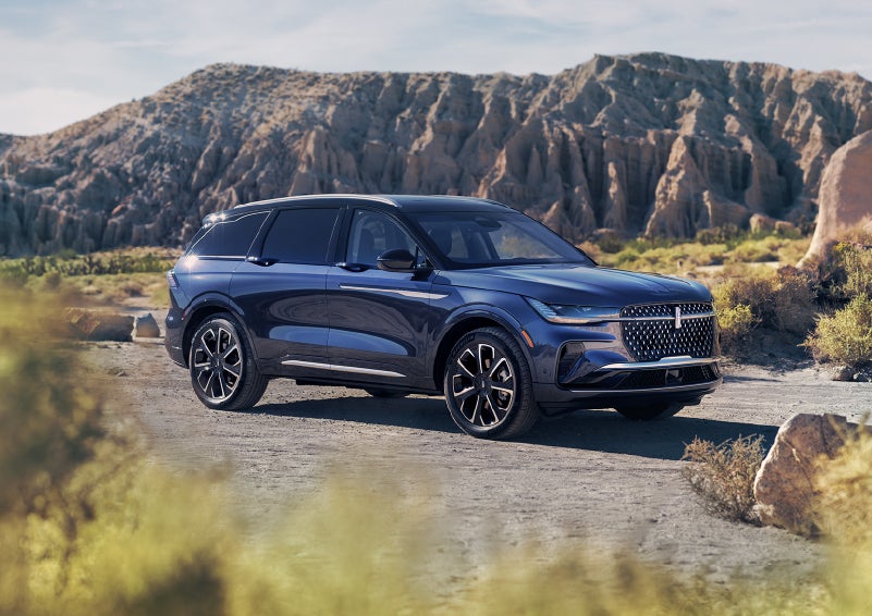 A 2024 Lincoln Nautilus® SUV is parked in a desert national park. | Empire Lincoln of Huntington in Huntington NY